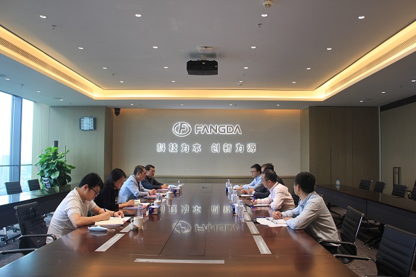 深圳市南山区税务局长蔡伟群一行莅临壹号娱乐考察调研